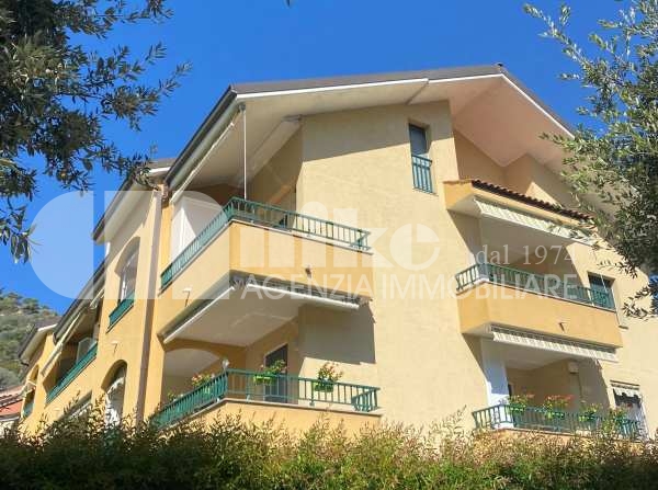 Three-room apartment in excellent condition