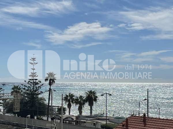 One bedroom apartment with sea view