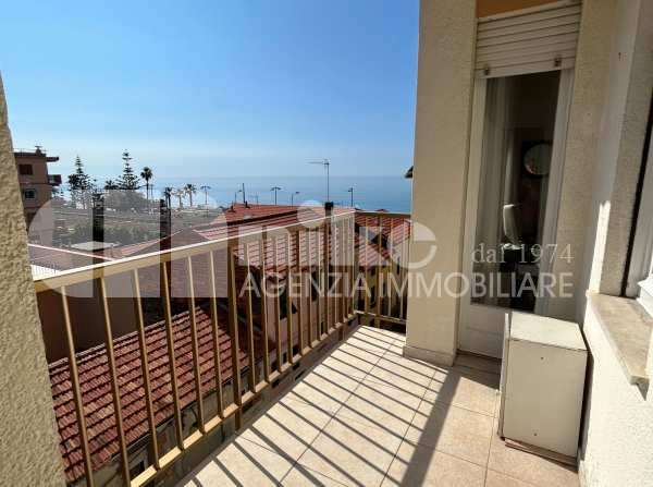 One bedroom apartment with sea view