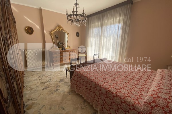 Three-room apartment on the last floor with a seaview thumbnail