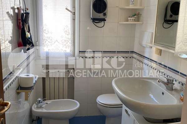 Three-room apartment in Bordighera near the sea thumbnail