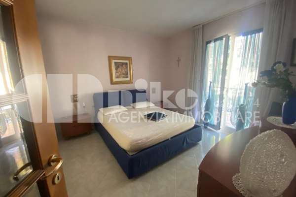 Three-room apartment in Bordighera near the sea thumbnail