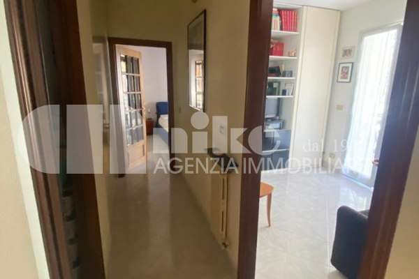 Three-room apartment in Bordighera near the sea thumbnail