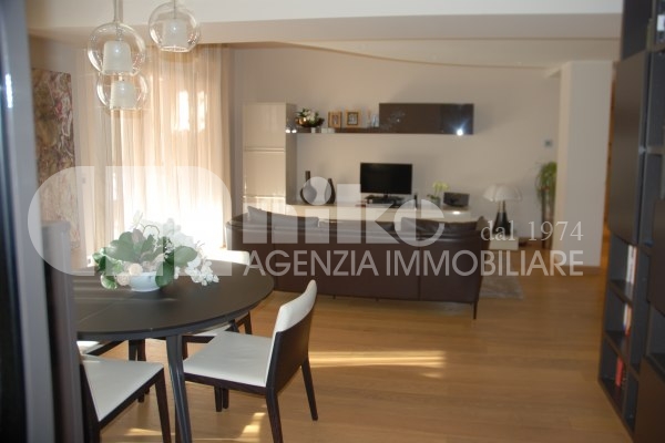 Four-room renovated apartment thumbnail